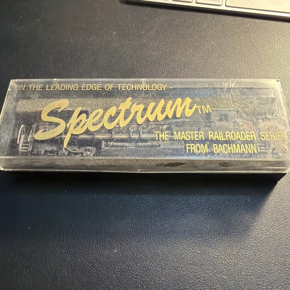 Bachmann Spectrum The Master Railroader Series Southern Pacific Diesel Loco 9740